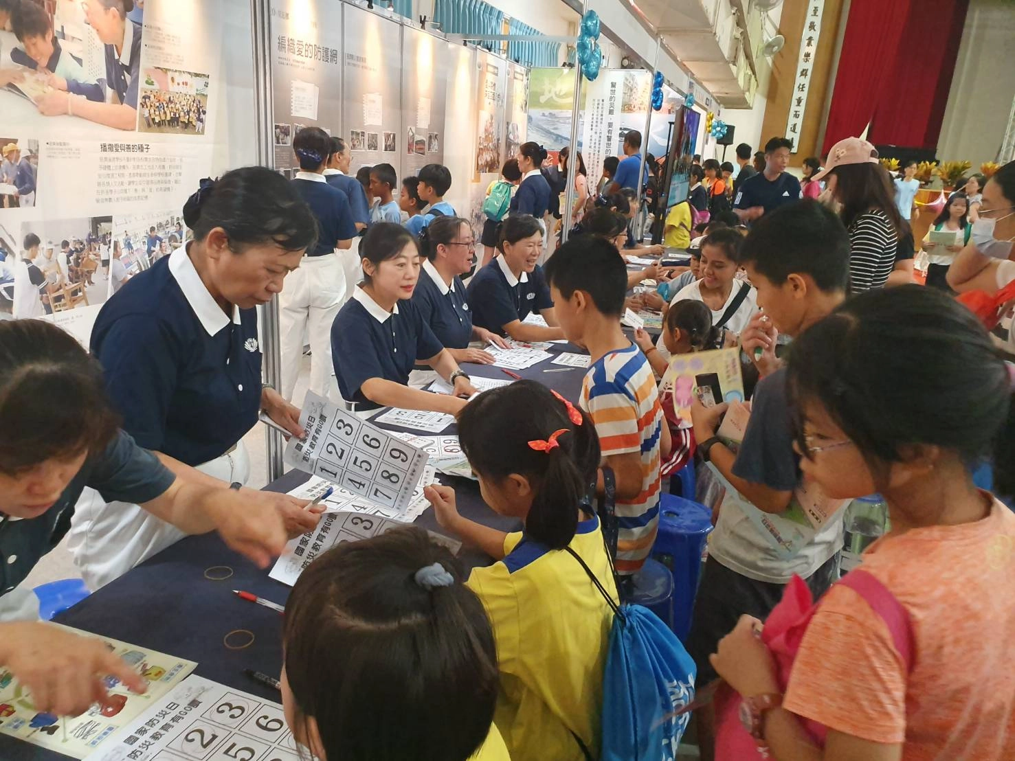 屏東縣政府舉辦「2019國家防災日-防災教育有GO讚！」慈濟各項慈悲科技成為現場展示亮點。