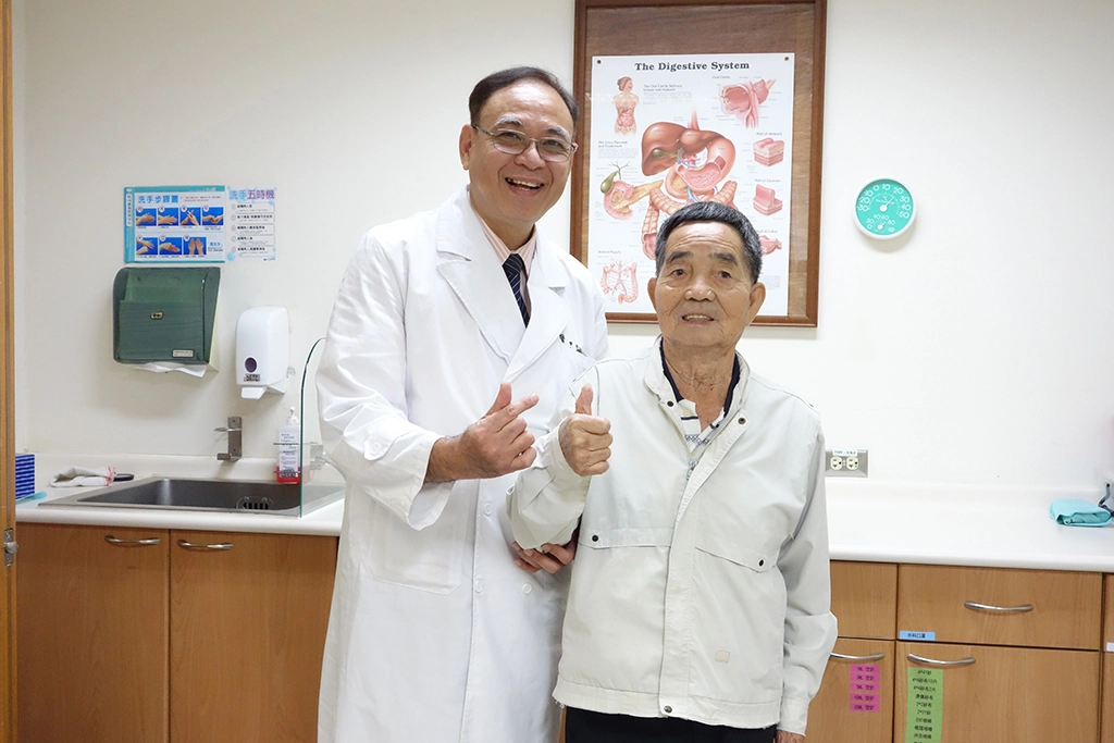 楊先生的13公分巨瘤經切除後幸運保住一命