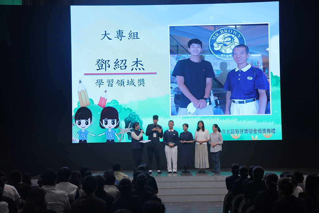 從絕境的低谷走出來後，鄧紹杰期許自己將來要回饋社會，他的勵志生命故事獲得2019年慈濟新芽獎學金表揚。