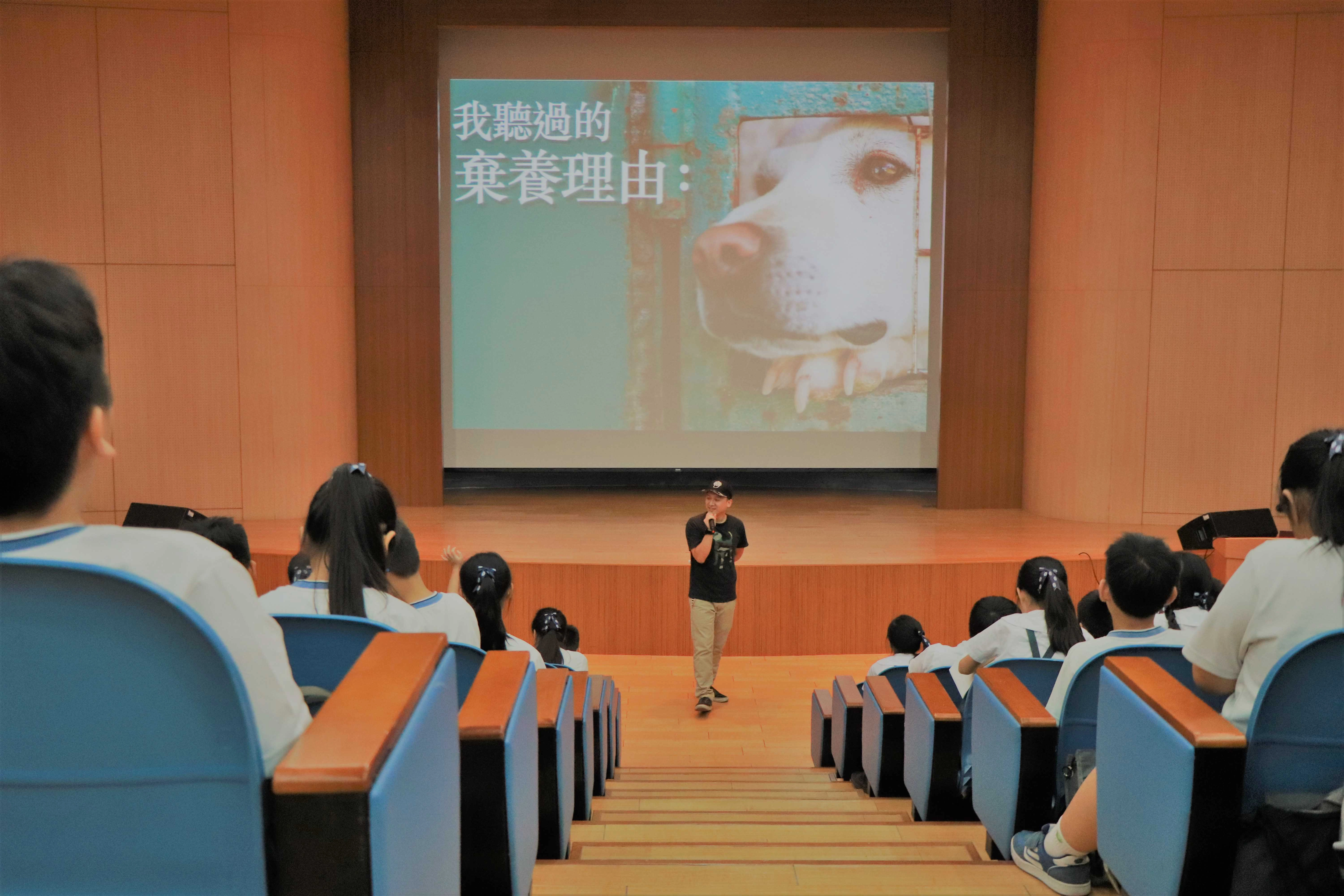 Wingo老師以活潑的方式講解專業的知識。