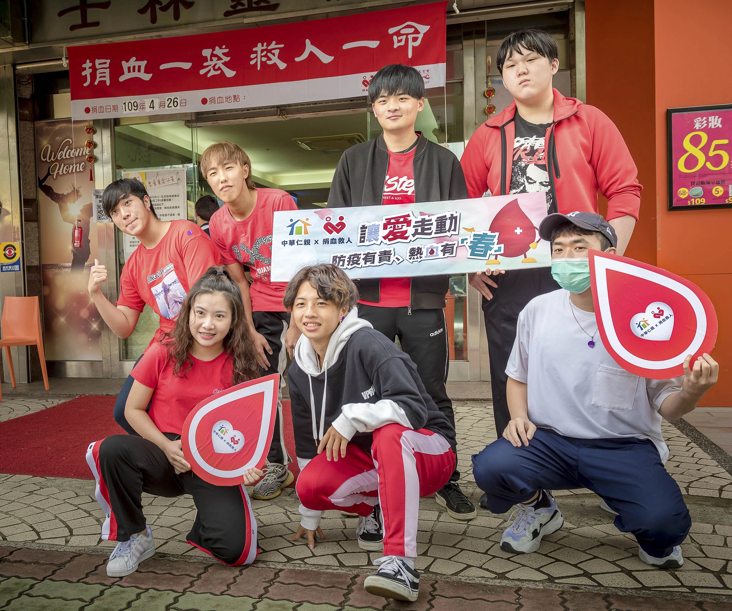 青年舞團熱血演出。