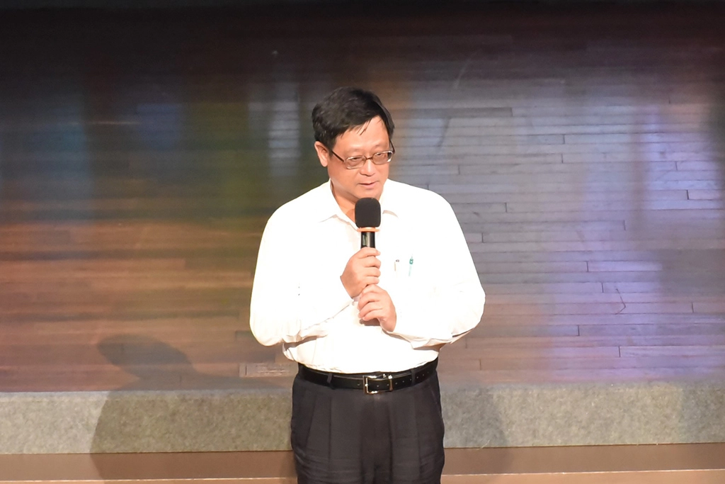 環保署長張子敬向環保志工感恩，盼與慈濟共同帶動環保。