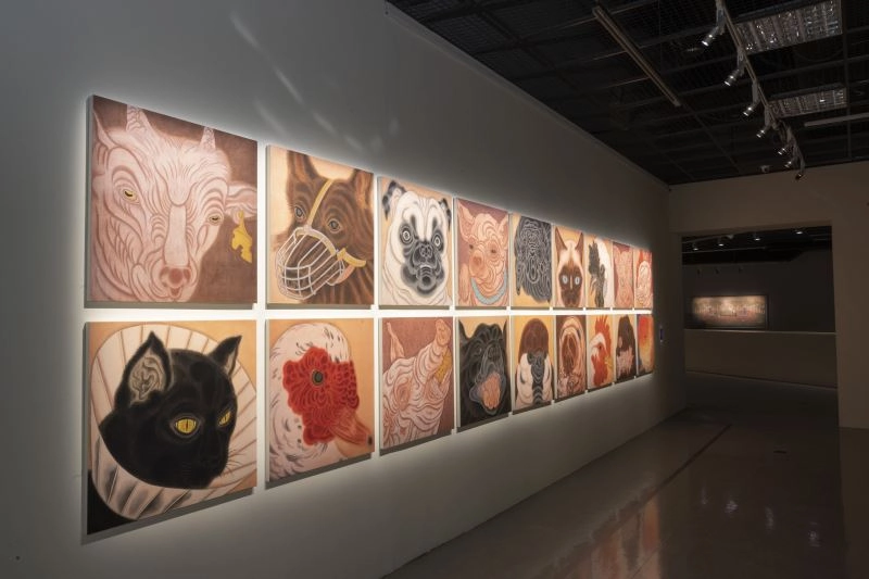 國美館「禽獸不如─2020台灣美術雙年展」展場。
