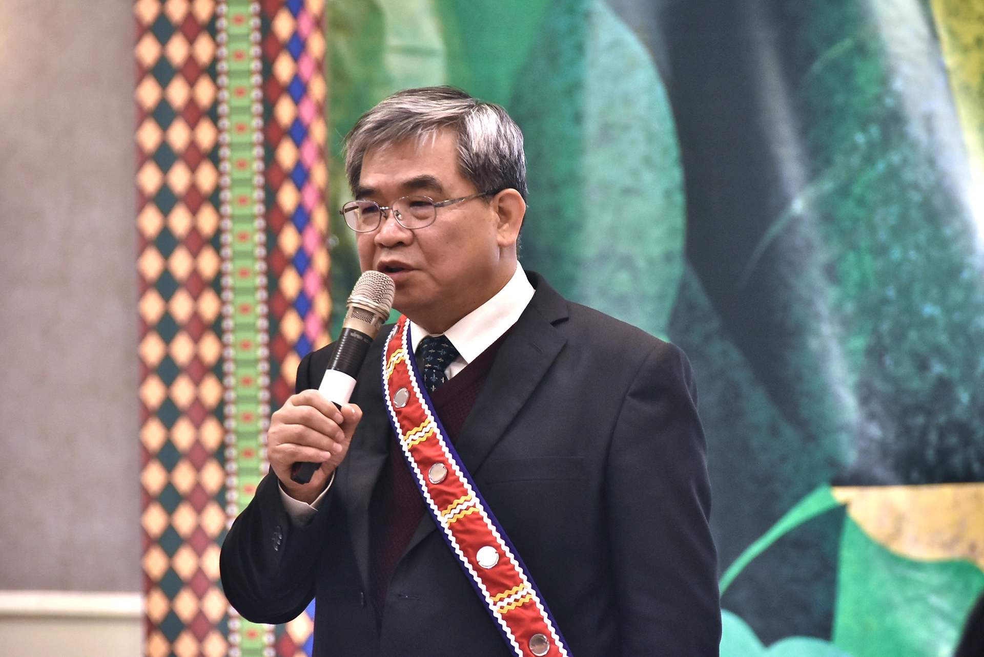 教育部次長蔡清華表示，希望透過經濟、學習和生活層面，給原住民孩子更多協助。