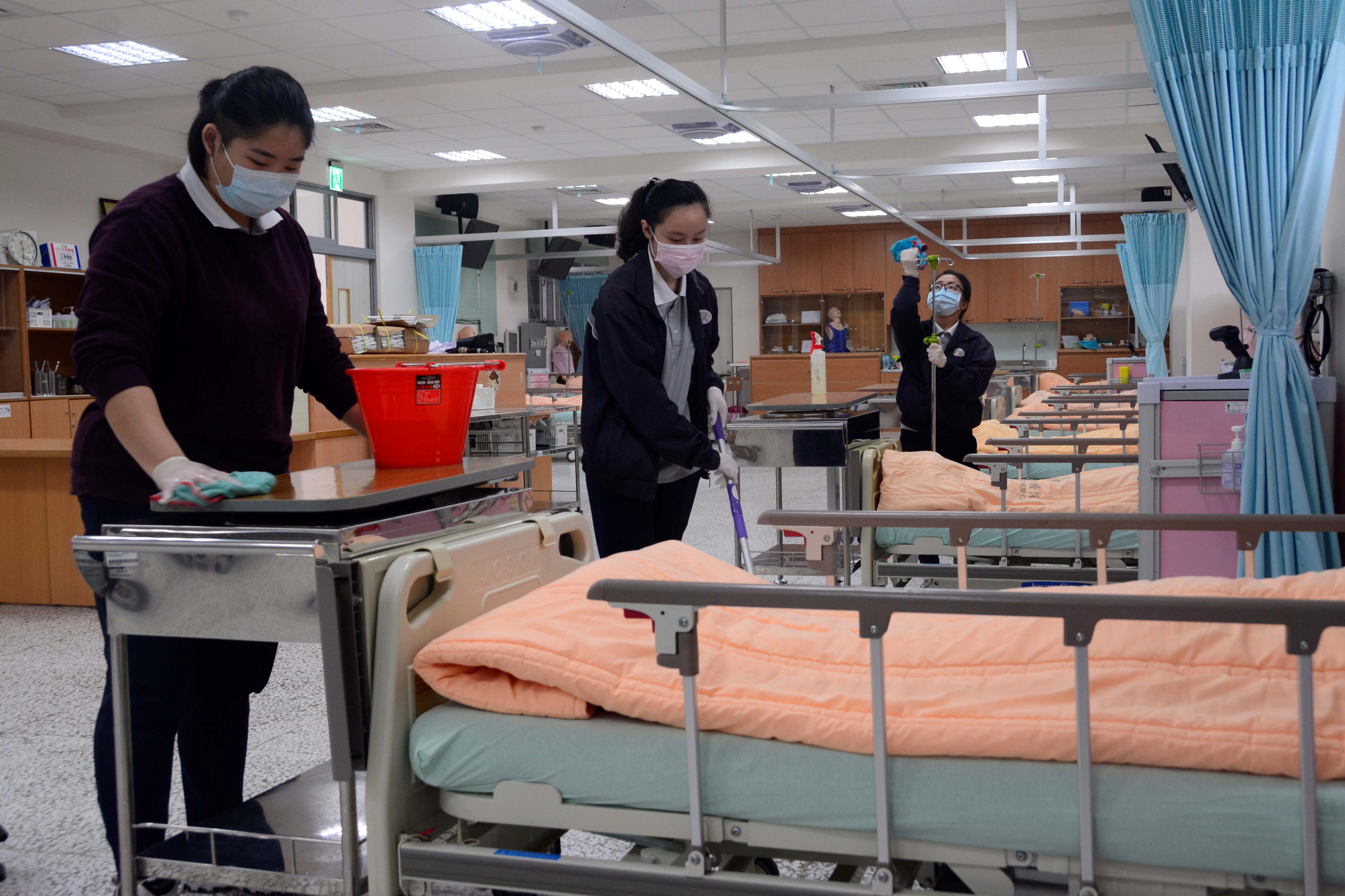 學生消毒護理專業教室內的設備。