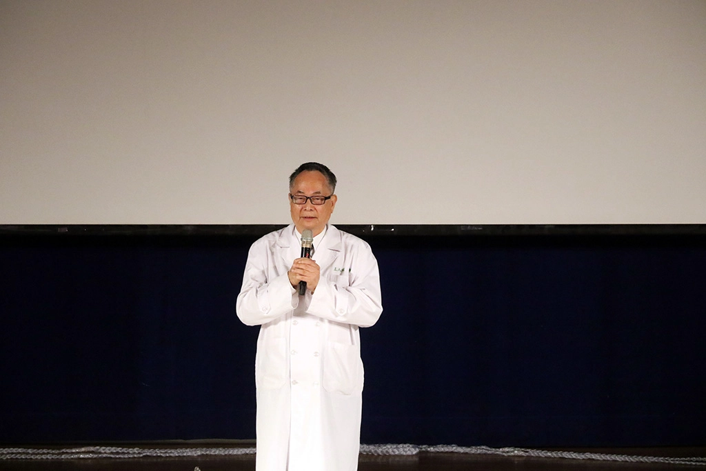 臺中慈濟醫院副院長王人澍獲選「人品典範」分享推動中西醫合治成果。