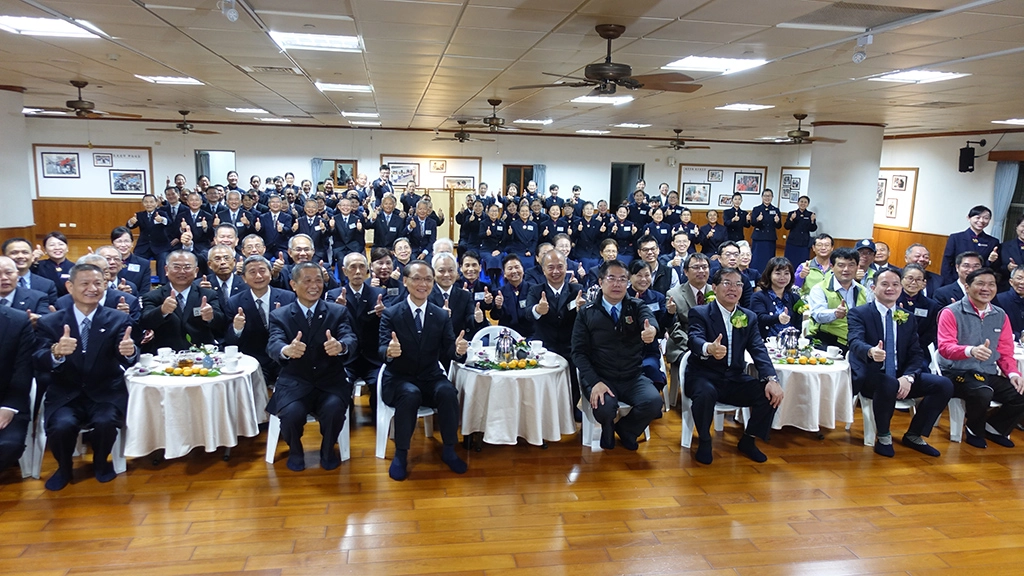 黃偉哲市長率領市府團隊與慈濟基金會簽訂合作共善備忘錄，全體合影。