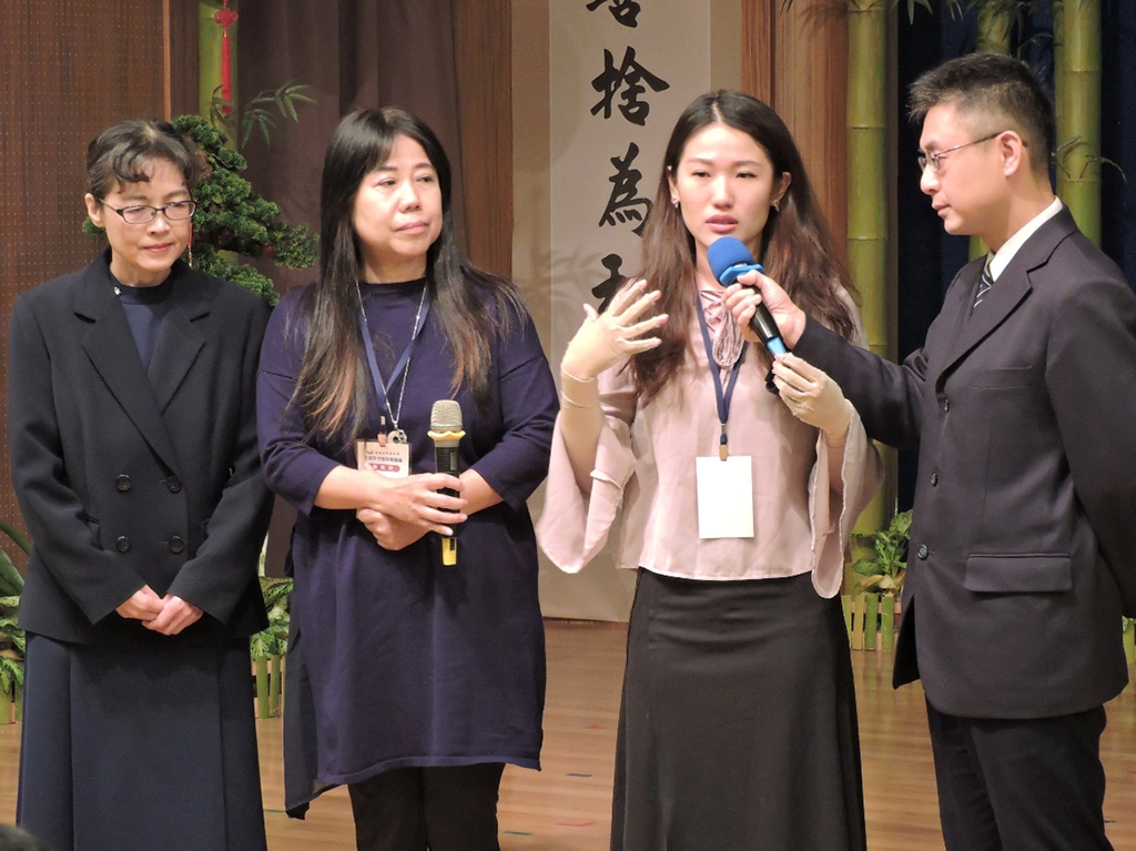 八仙塵爆傷者之一陳寧，以自己這段經歷化為勵志向上的力量，鼓勵身處弱勢的族群，不要放棄自己，永遠都有希望。