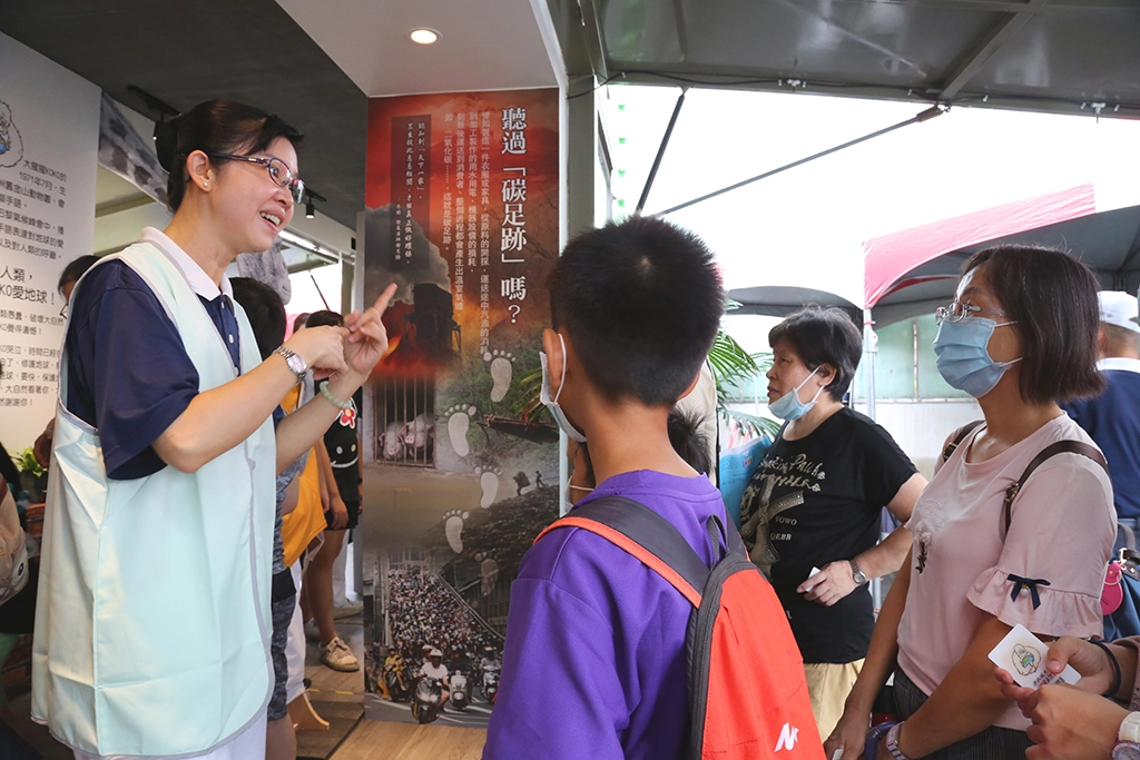 嘉義市科學168「嘉香最科學」教育博覽會，在7月16日早上正式在嘉義市港坪國小開展，生動與互動式內容吸引不少學生參觀。