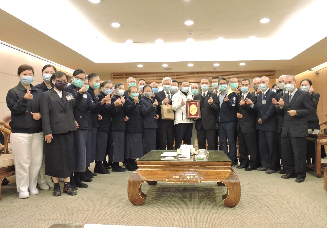 這份來自全球慈濟人關懷的祝福，將傳遞給予居家隔離及檢疫者，更透過宗教正向的力量，向社會大眾傳達安穩人心。