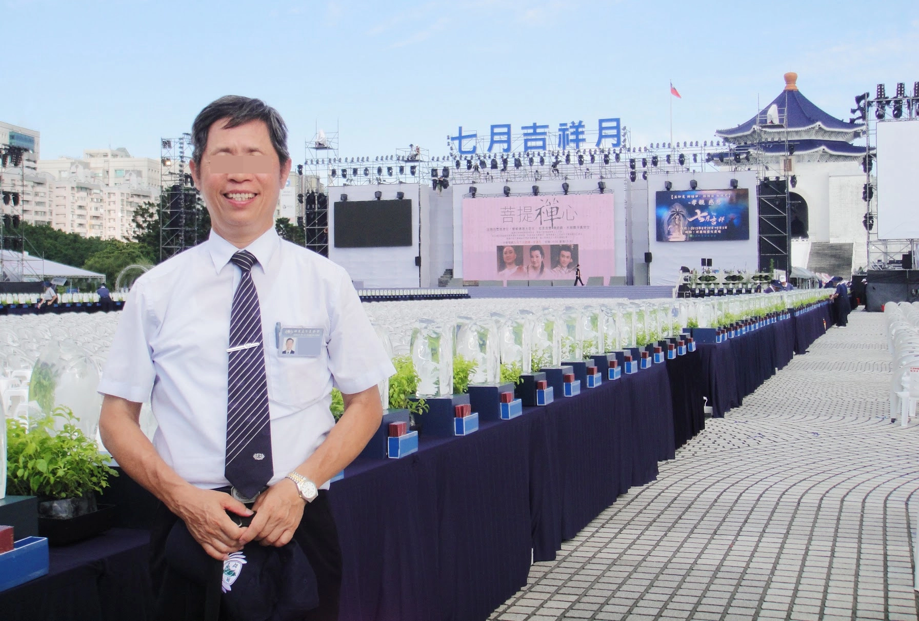 楊老師退休後全心投入慈濟，積極參與社區活動