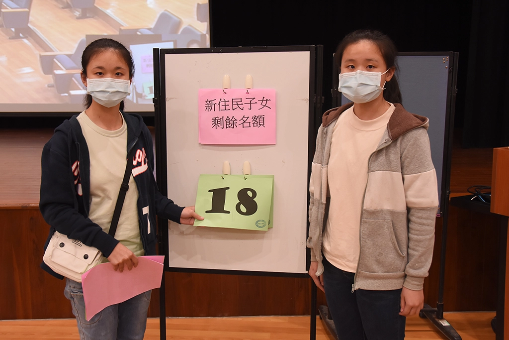宜蘭壯圍國中應屆畢業生雙胞胎邱馨葇、邱馨儀都上榜了。