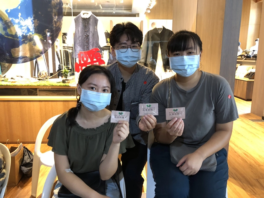 蔡家三姊妹一起大愛共伴、救人一命造福行善。