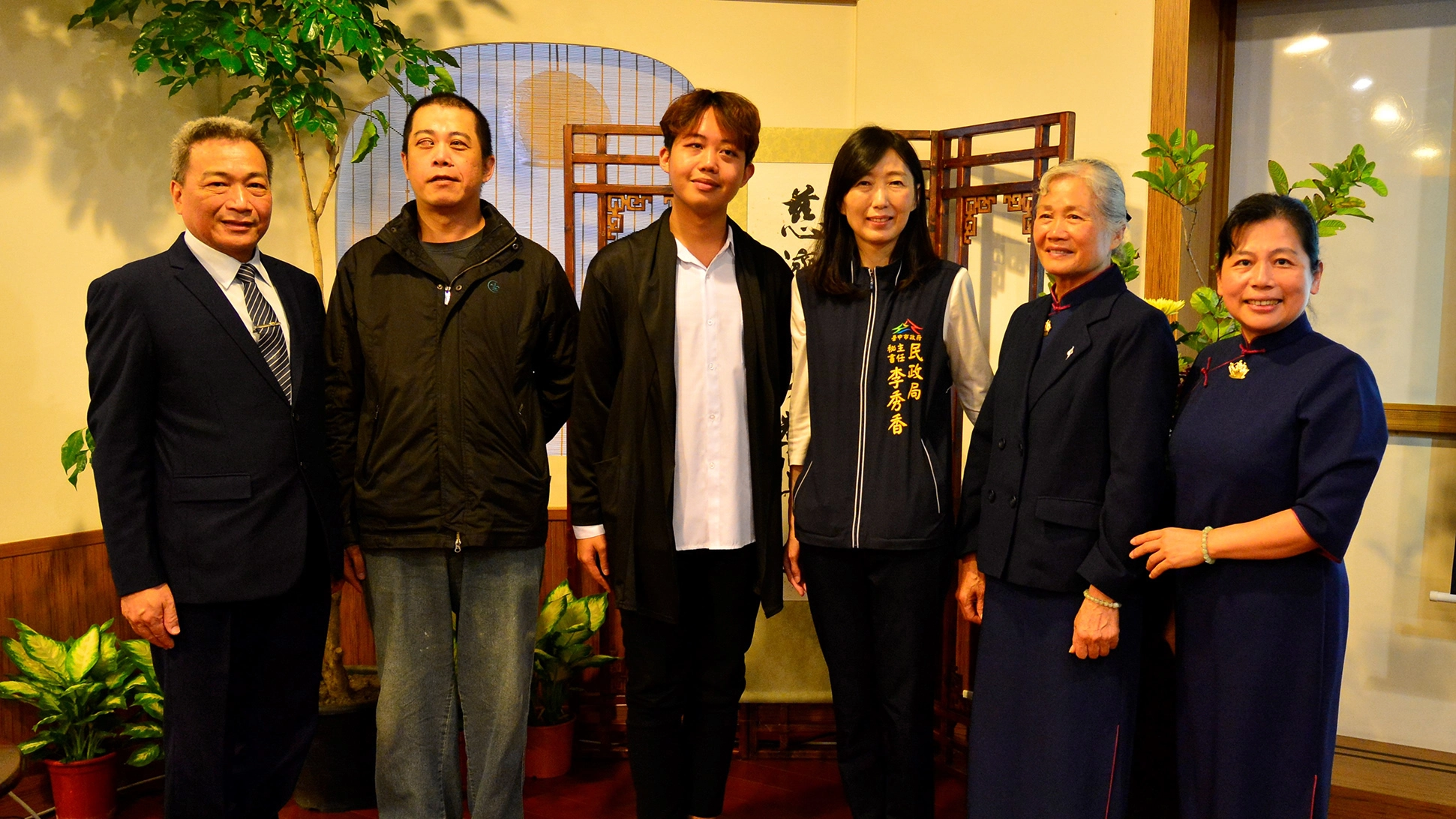 台中慈濟舉辦新芽獎學金頒獎典禮，台中市民政局主任秘書李秀香出席台中靜思堂場。(攝影：歐明達)