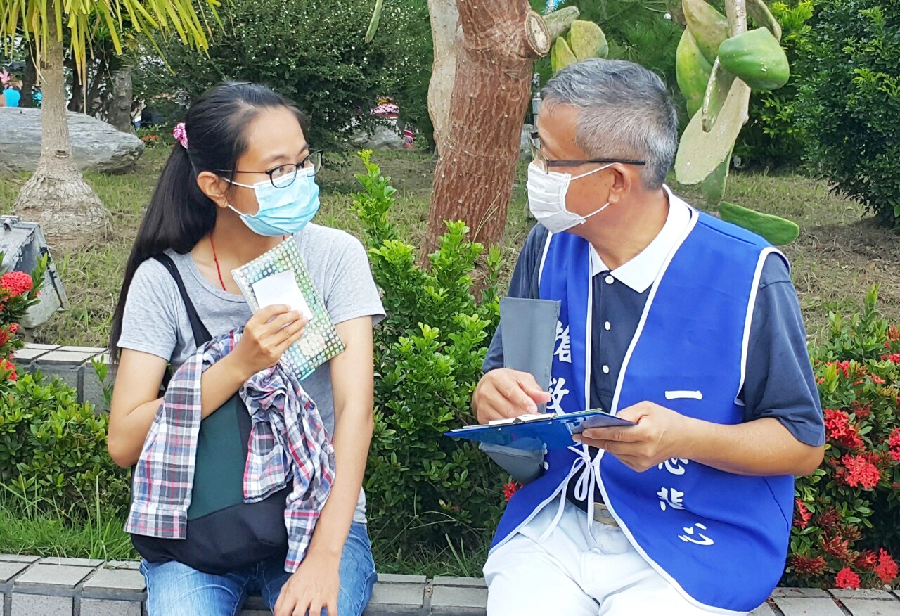 臺中港區慈濟志工把握健行活動因緣，邀約髓緣有愛有緣人。