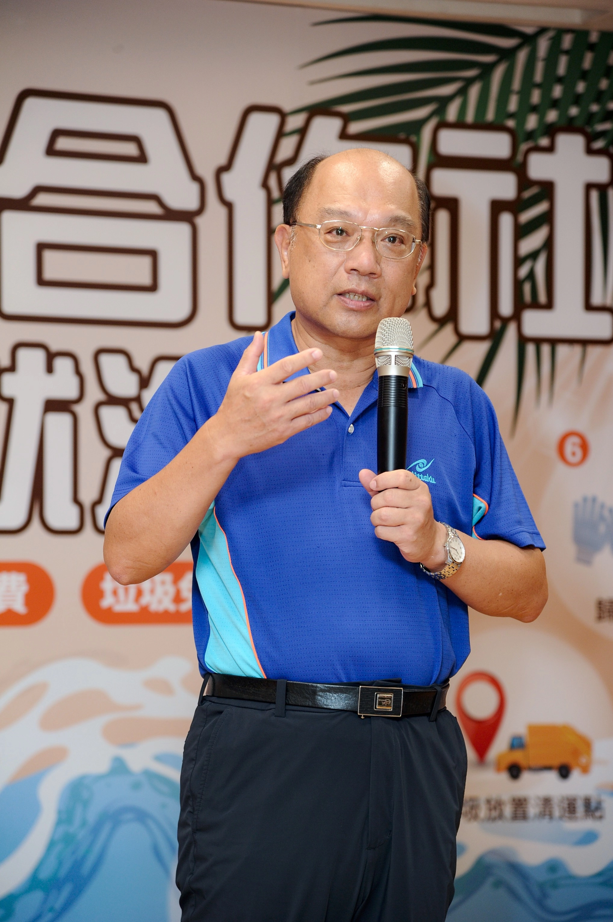 張旭彰副局長現場致詞也歡迎更多北海岸店家加入淨灘合作社的行列。