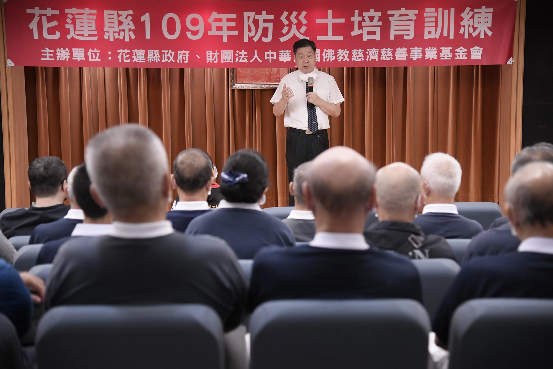 慈濟基金會慈善志業發展處主任呂芳川致詞。
