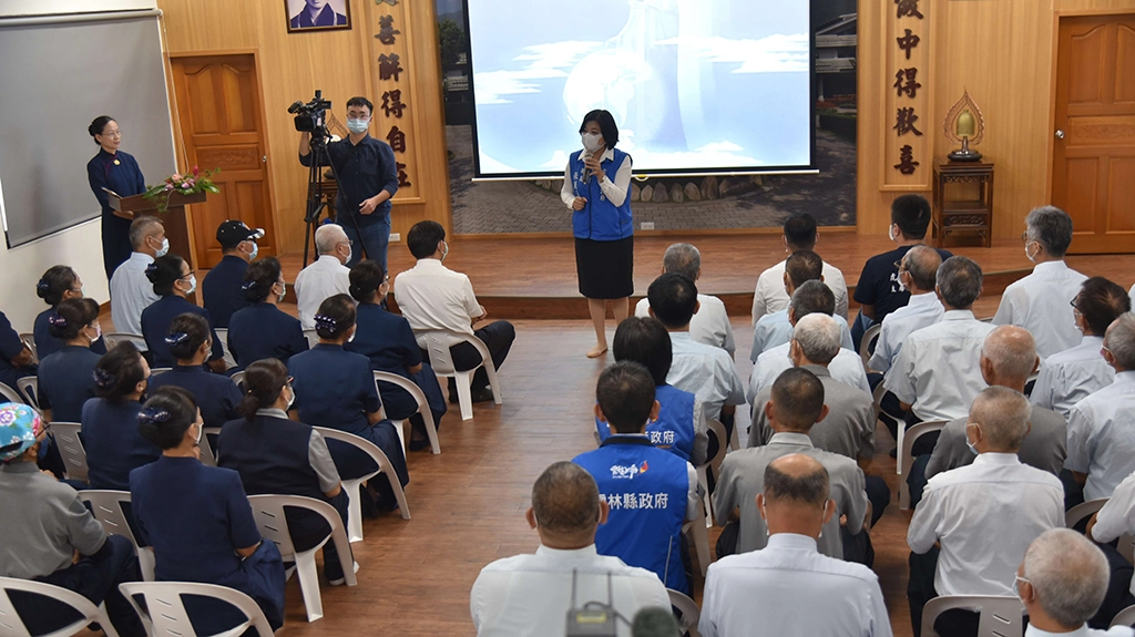 環保愛地球 張縣長參加慈濟虎尾竹圍環保站啟用典禮。