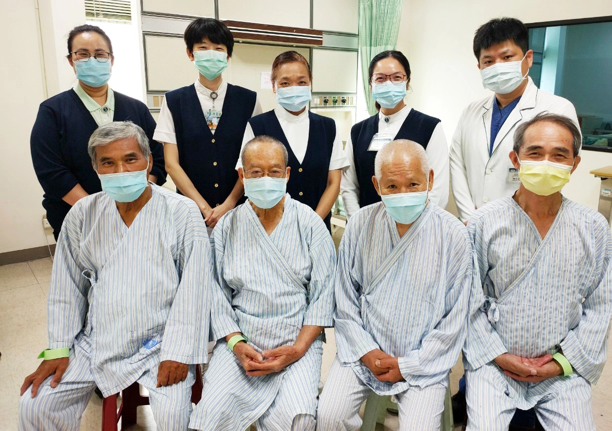  引導師和標準化病人