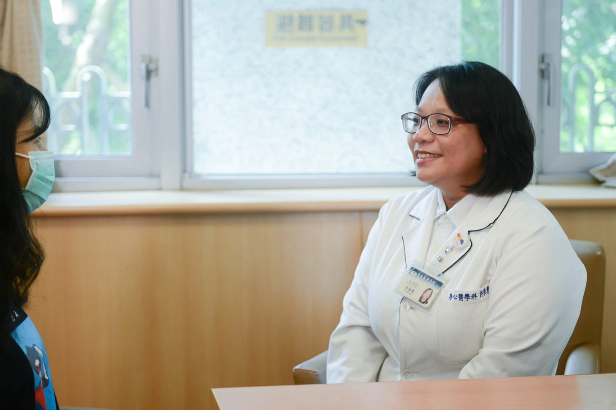 許雅惠臨床心理師教導民眾用「烏龜技巧」的三步驟處理情緒。