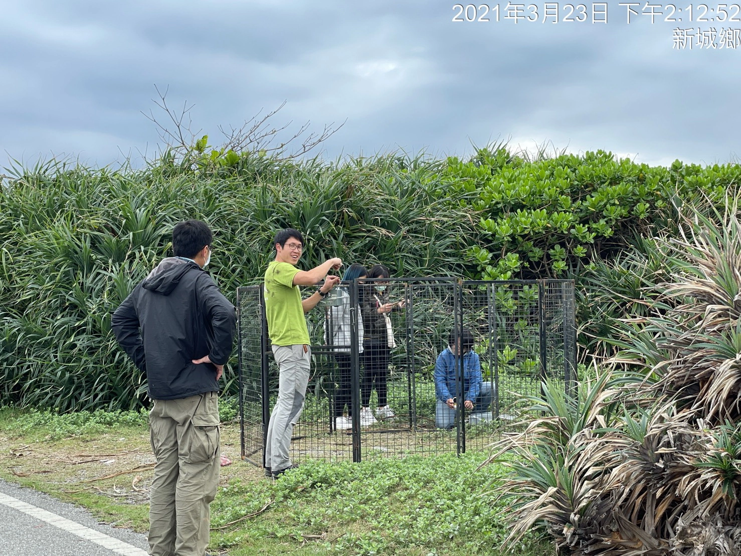 台灣之心組裝誘捕籠具