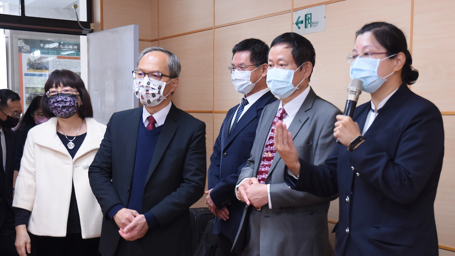 慈濟科技大學規劃了6間電腦試場，共380個應試座位。