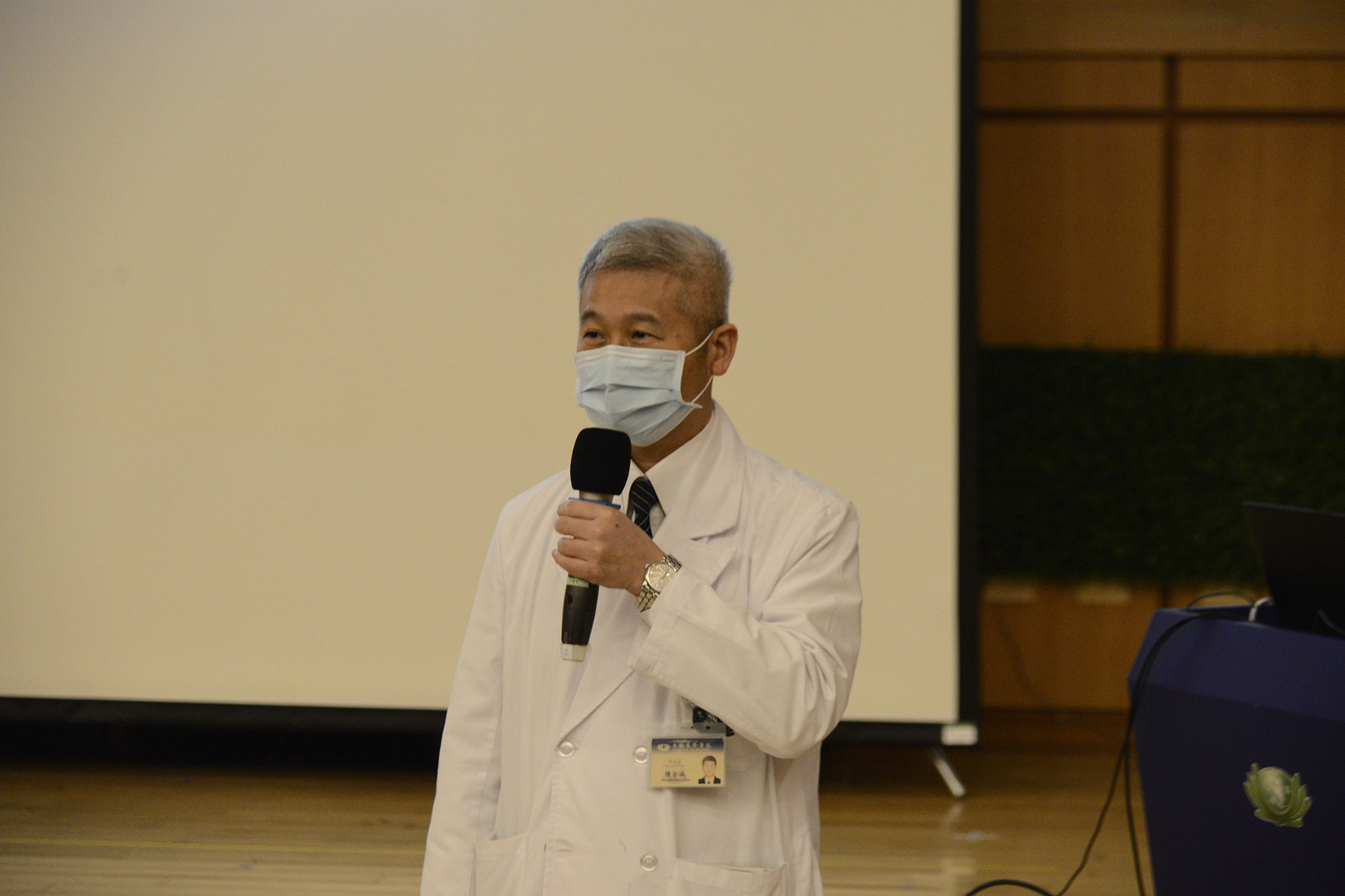 大林慈濟醫院副院長陳金城感謝李玉珍老師將精實觀念帶入大林慈濟，幫助大林慈濟醫院從頭改變。