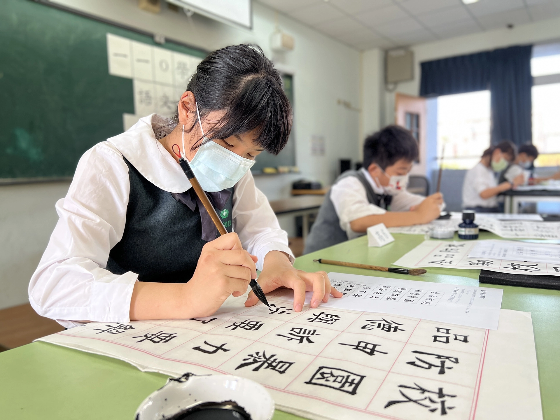 寫字結合重大議題宣導 更能深入孩子的心