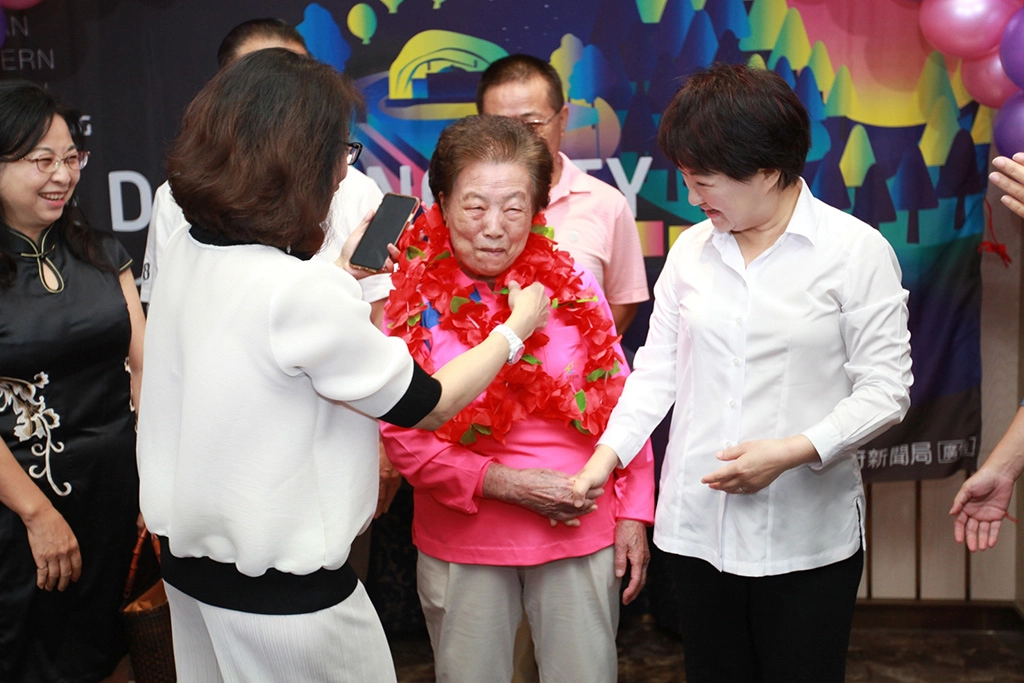 94歲環保志工，東勢阿嬤歡喜服務十餘載。