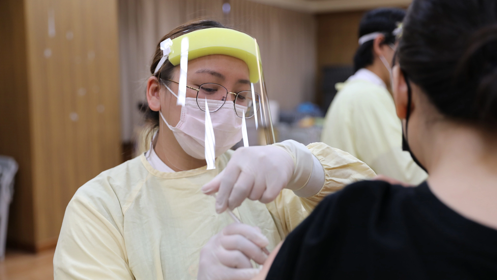 慈濟6月5日指出能提供靜思堂、慈濟園區做為施打新冠病毒疫苗的場所，圖為慈濟醫院施打疫苗照。