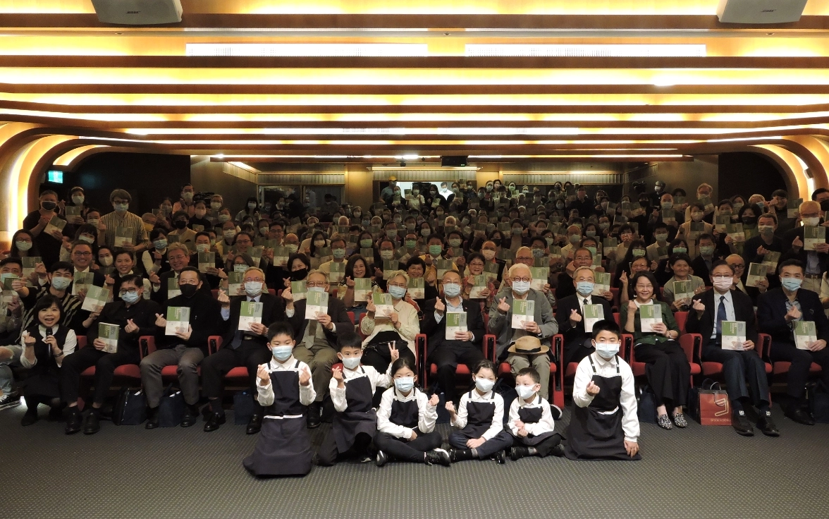 《閱讀，讓希望綻放：靜思閱讀書軒足跡》，將走訪全臺各地校園，見證「閱讀書軒」當中發生許多動人故事，以及蔡青兒親身經歷的這段生命豐盛之旅，感動呈現。