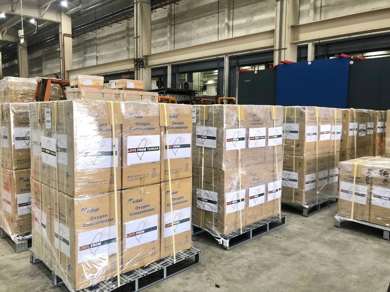 150台製氧機（oxygen concentrator）
