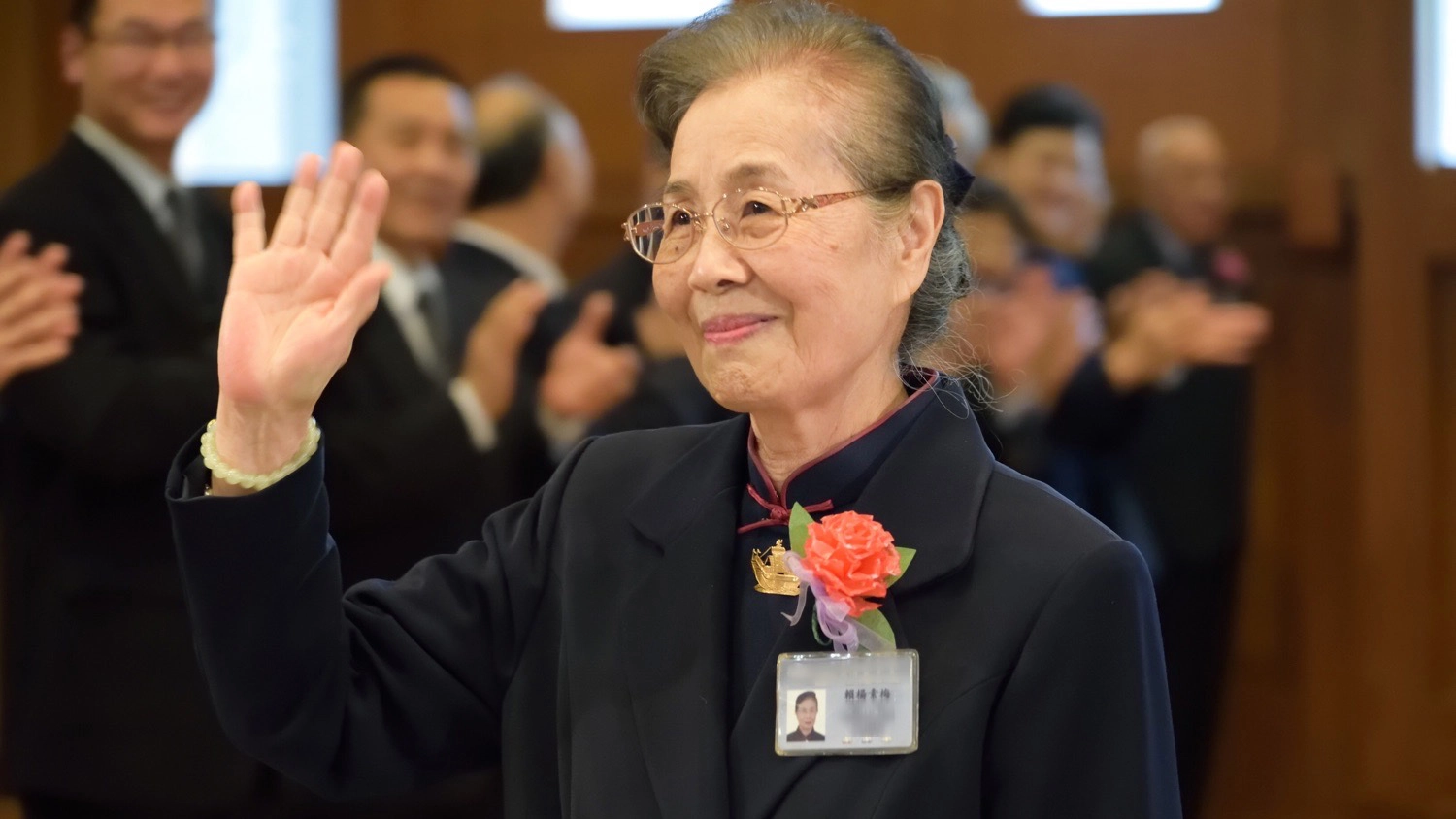 90歲的賴楊素梅身體硬朗，他說福報就是身體健康可以付出。圖為2016年資料照。