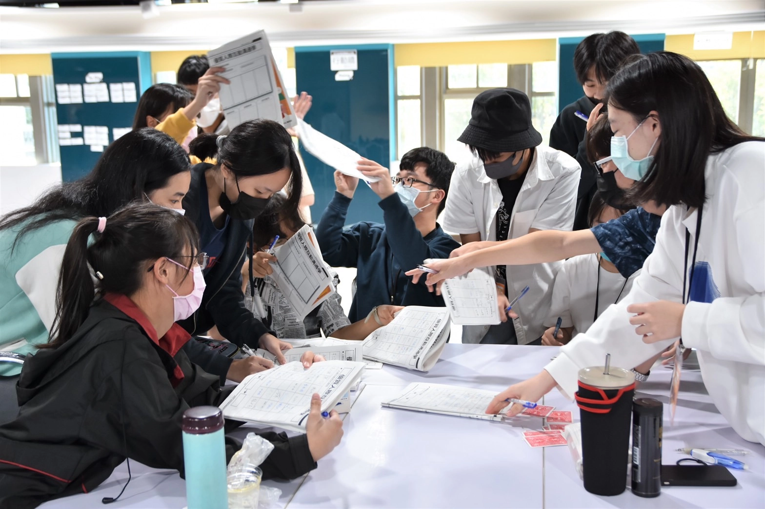各組學員把握時間積極討論