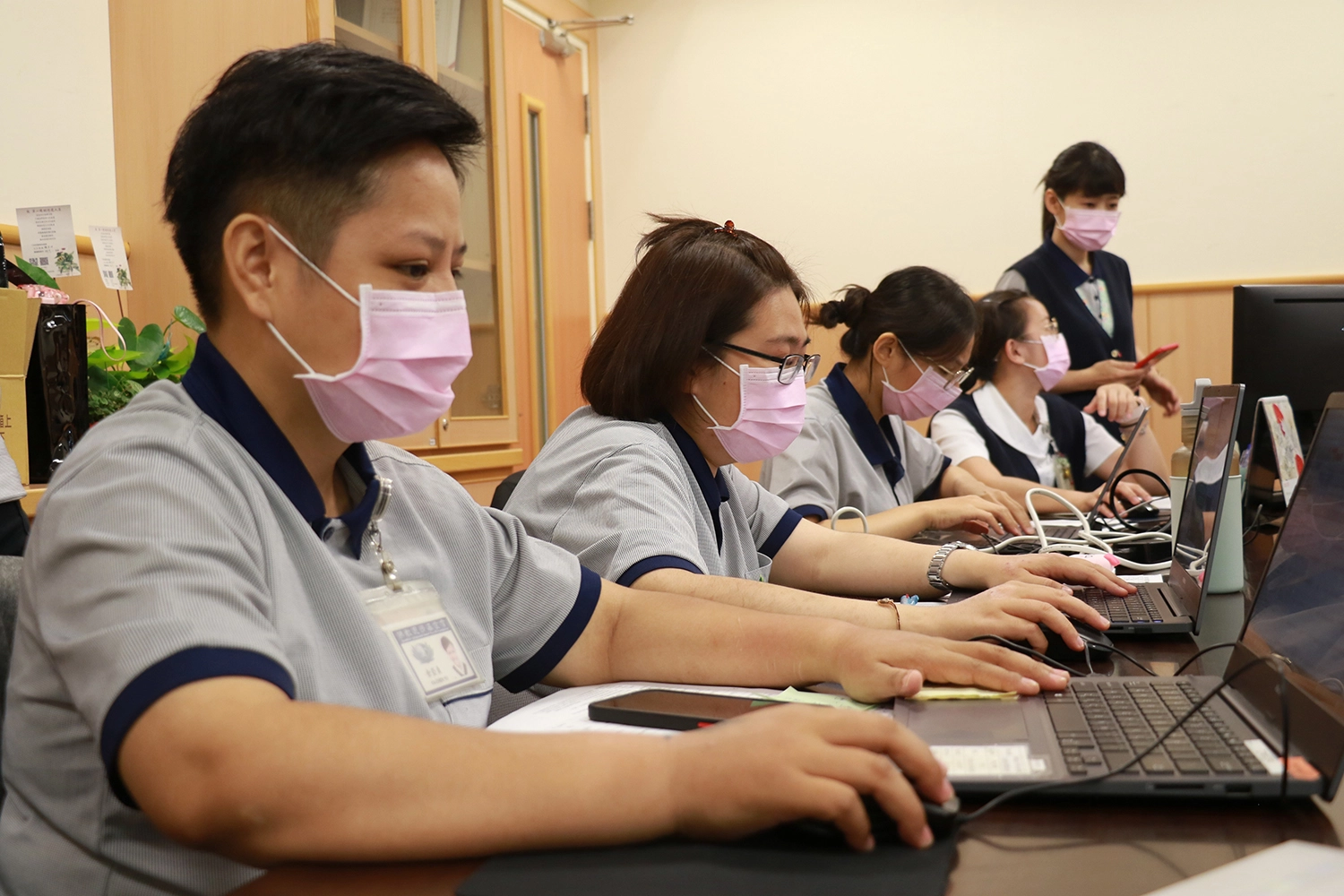 長照人員期許在課程中學習各種不同傷口的照護做法，給予有需要的案家個別化照顧。