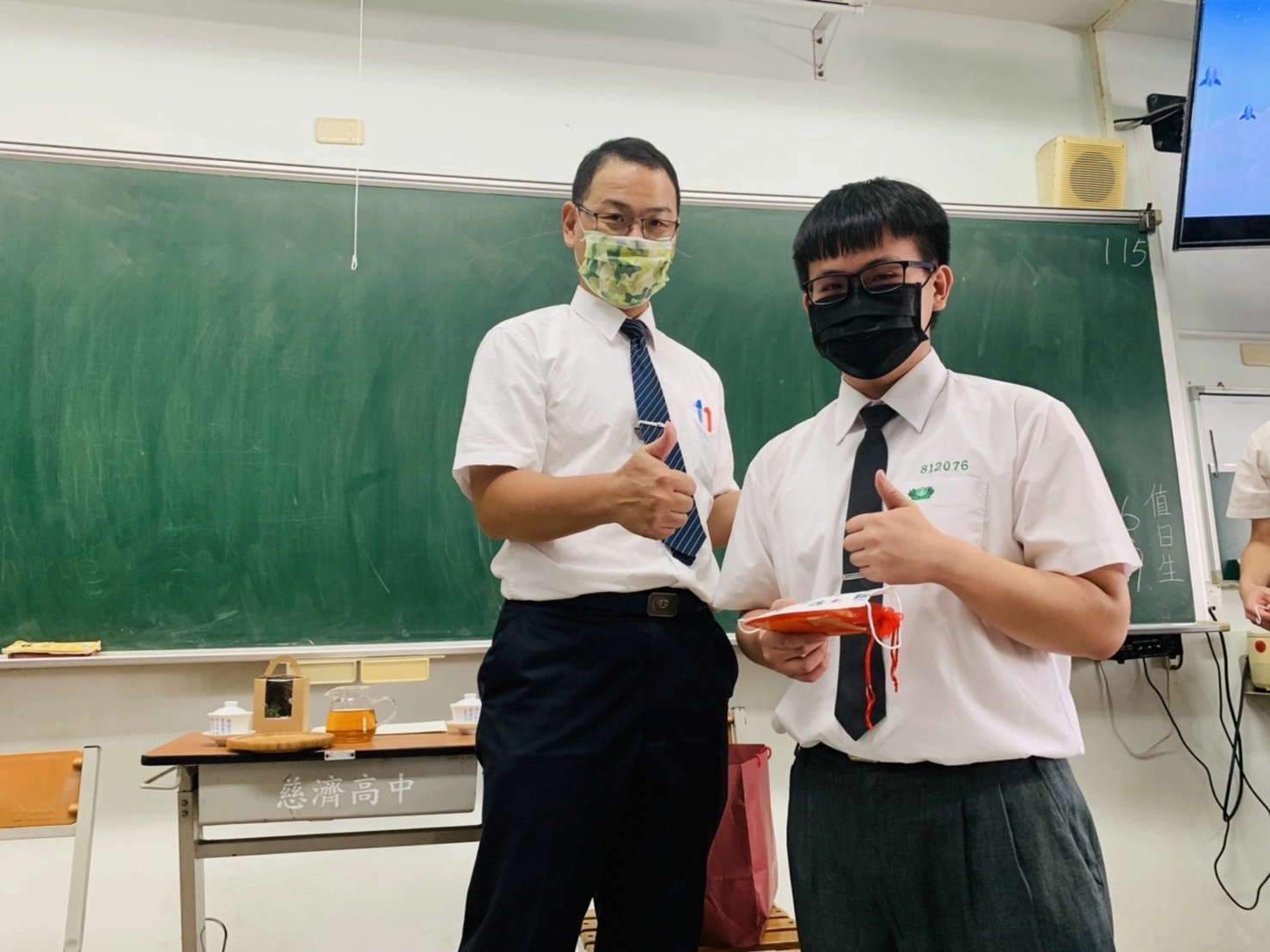 因應防疫，活動改在各班進行，但心意不減。