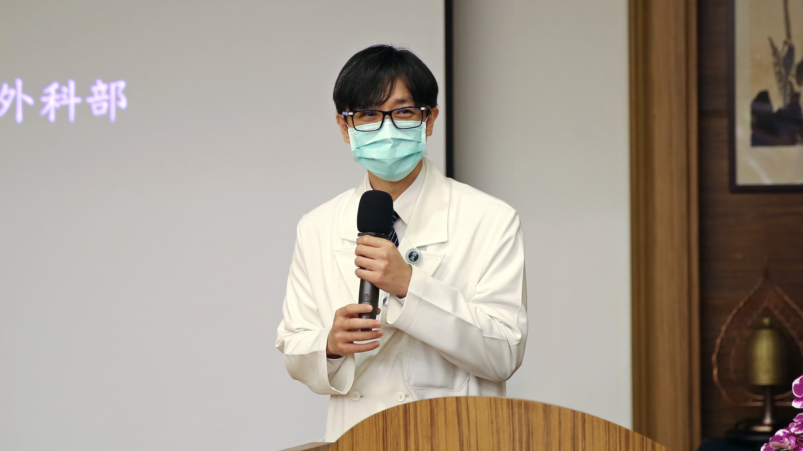 花蓮慈濟醫院外科部主任張睿智分享心路歷程《拉動命運的心弦》