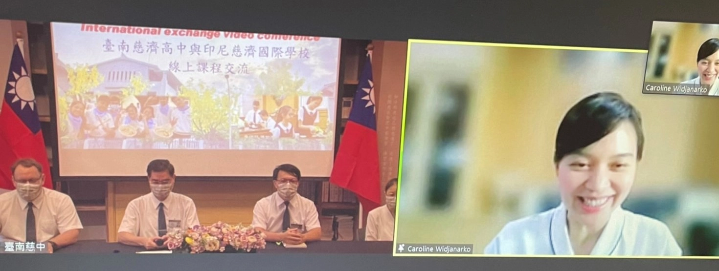 臺南姚智化校長與印尼姚姵琳 Ms. Caroline校長致詞opening開啟三天與印尼慈濟學校線上交流活動。