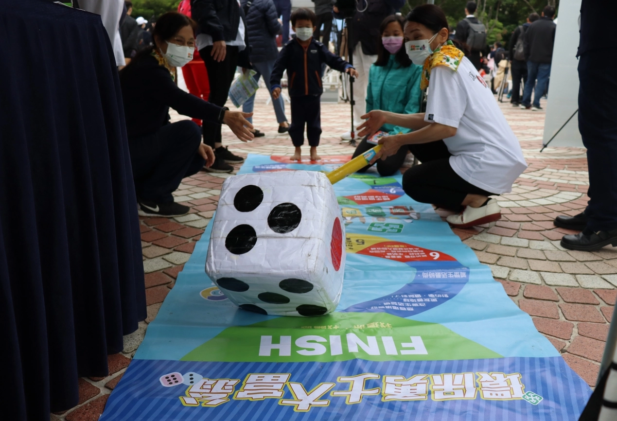 「響綠生活‧蔬食無痕家庭日」活動，規劃環保教育互動主題、大地遊戲分站闖關。