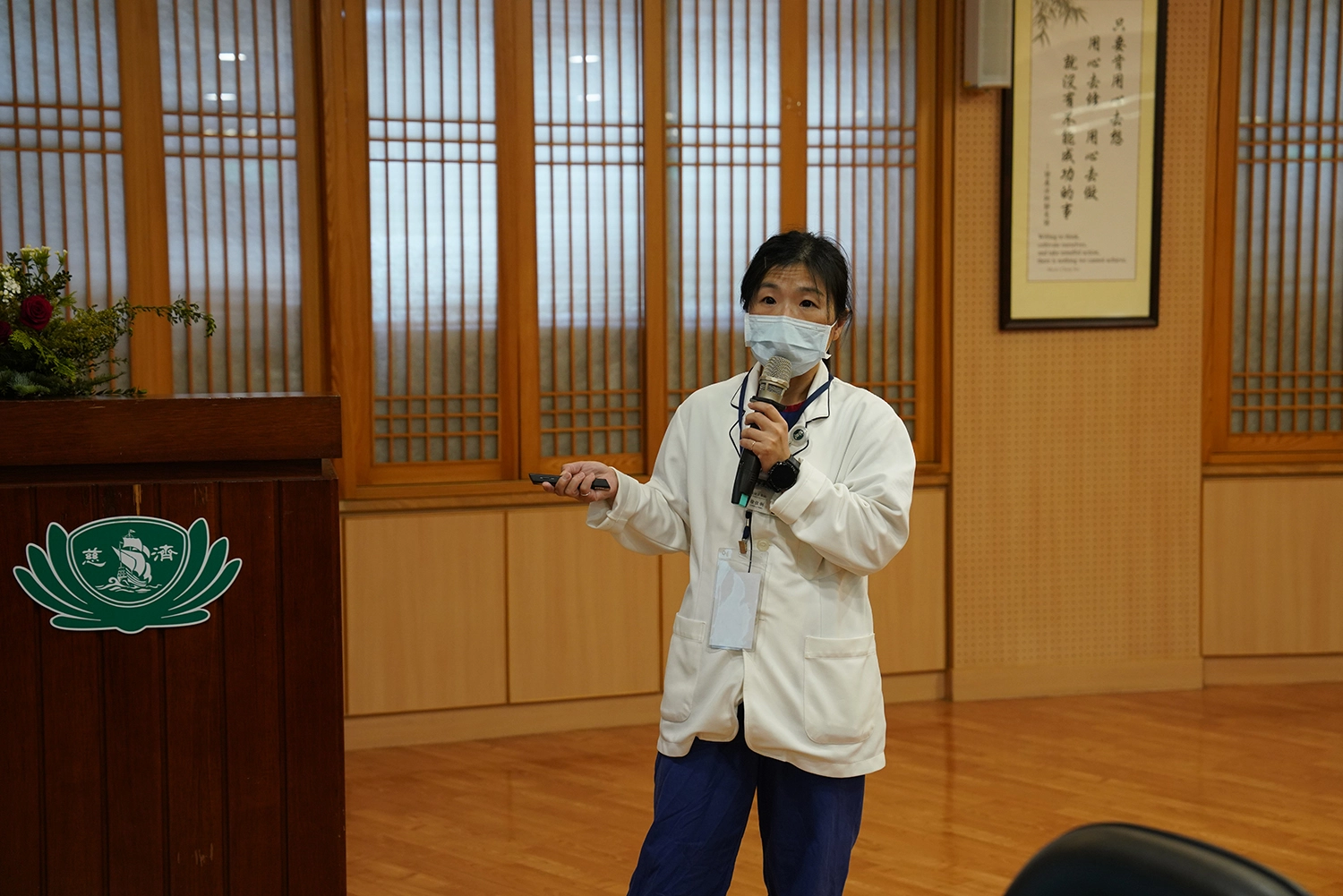 來自宜花東各院主管代表致詞及各院講師於本活動分享創意教學經驗，依序為:門諾醫院醫事教育中心鄭金鳳主任、國立陽明交通大學附設醫院護理部王卿凌督導、衛生福利部玉里醫院教研室余權訓主任、羅東聖母醫院教研部陳奕志副主任、門諾醫院洪佳琳呼吸治療師、大林慈濟醫院臨床藥學科朱雅蘭主任、慈濟大學醫學系人文醫學科郭莉娟助理教授、花蓮慈濟醫院藥學部黃欣怡組長、檢驗醫學科游葉馨組長、護理部鄭雅君督導、復健技術科物理治療徐佳俐組長。