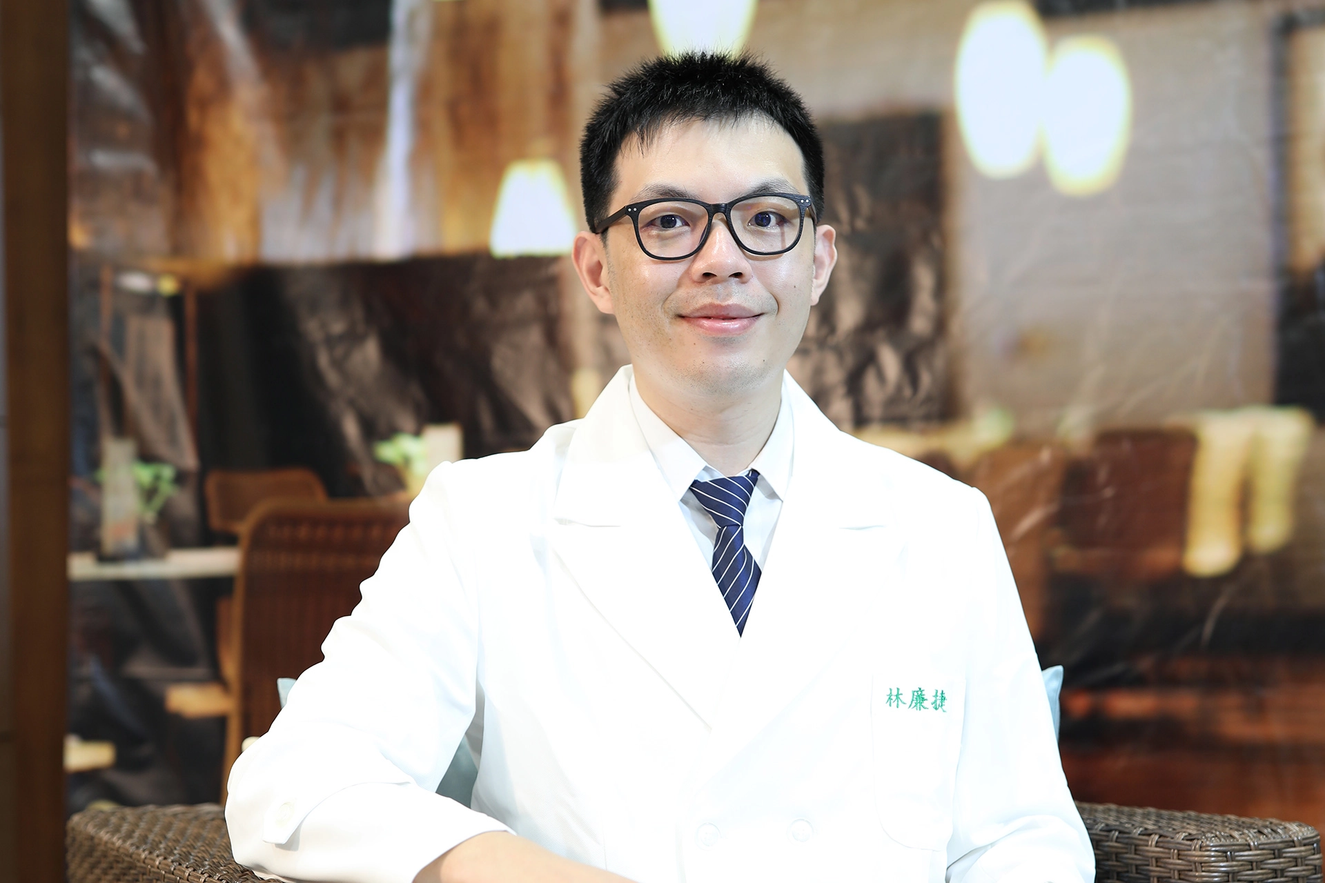 花蓮慈濟醫院耳鼻喉科林廉捷醫師照。
