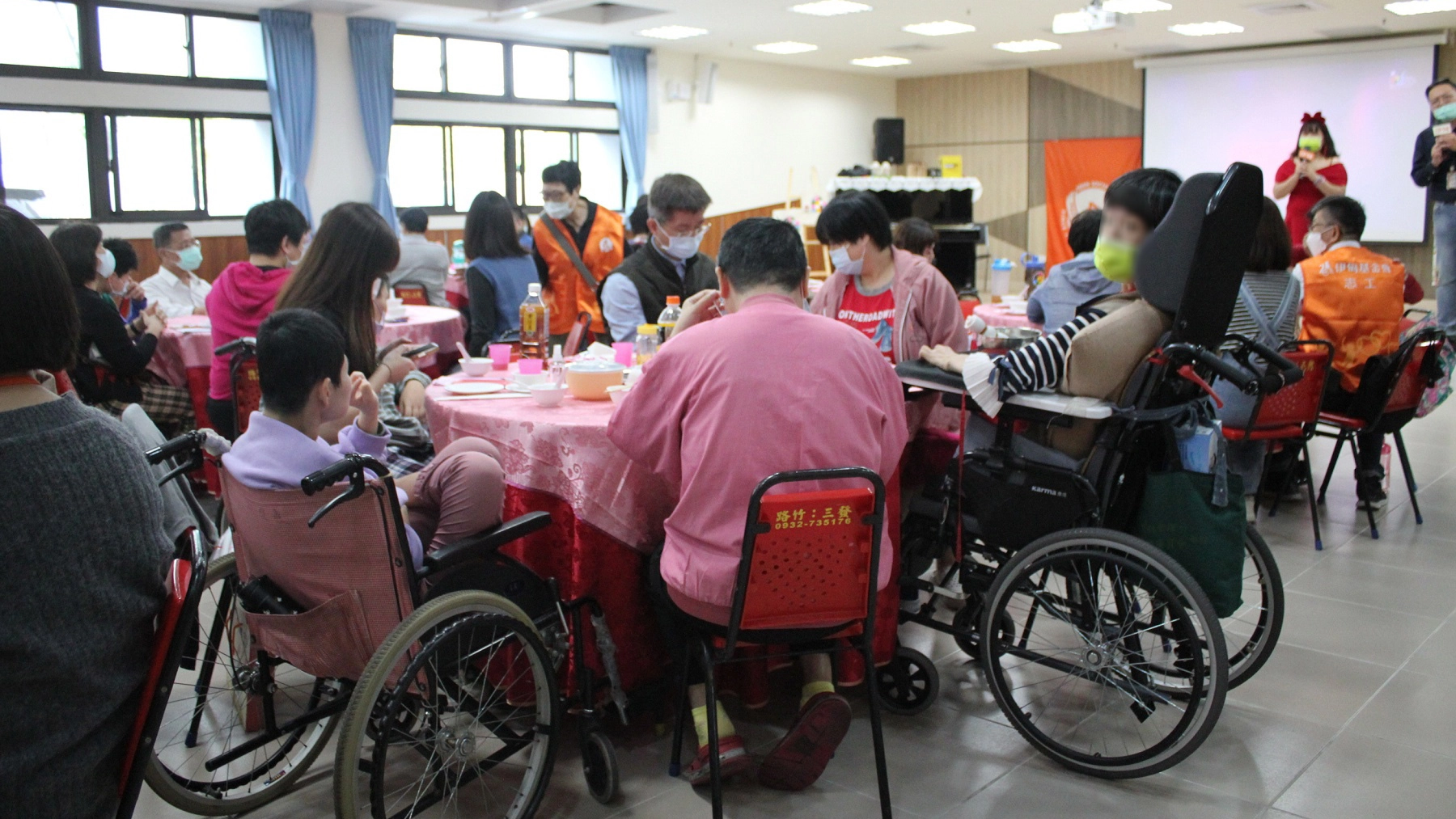 透過圍爐活動分享愛與關懷，暖心又暖胃