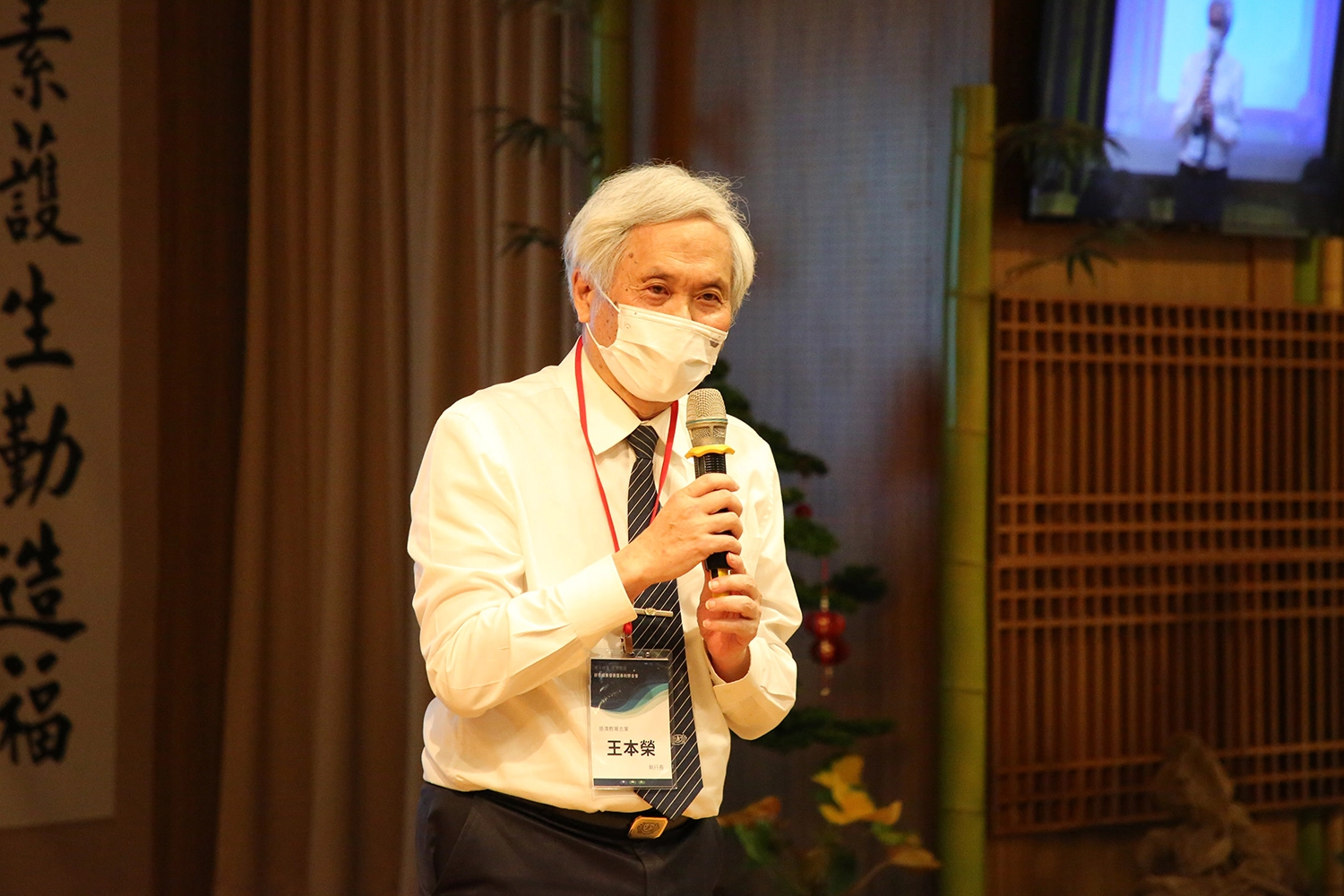 慈濟教育志業體執行長王本榮表示，慈大、慈科大團隊的作品都是「學以致用，化研為用」的教研成果。