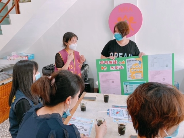 新住民姊妹於該站宣導跟蹤騷擾防制法後分享己身遭遇情形並且極力呼籲。
