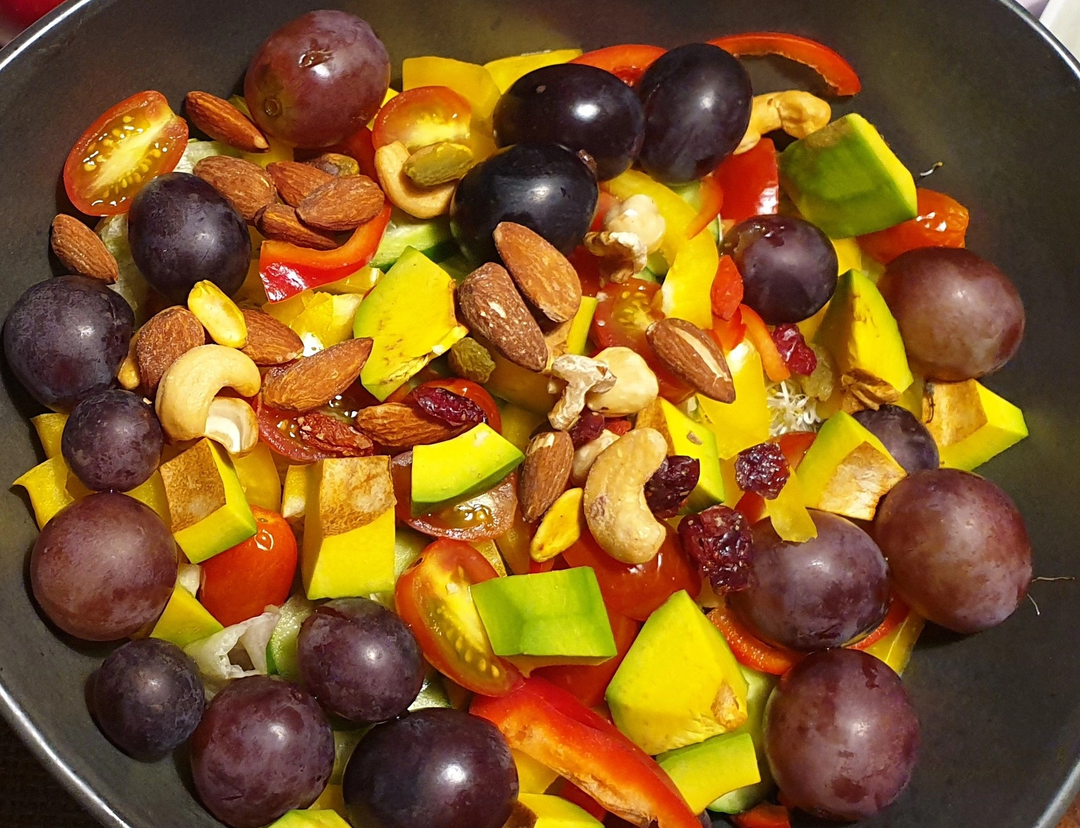 從食物中也可以獲取葉酸，許多蔬菜水果富含葉酸，但要避免烹煮過度。