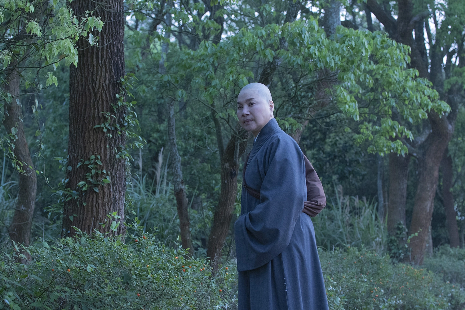 唐美雲在三義茶園。