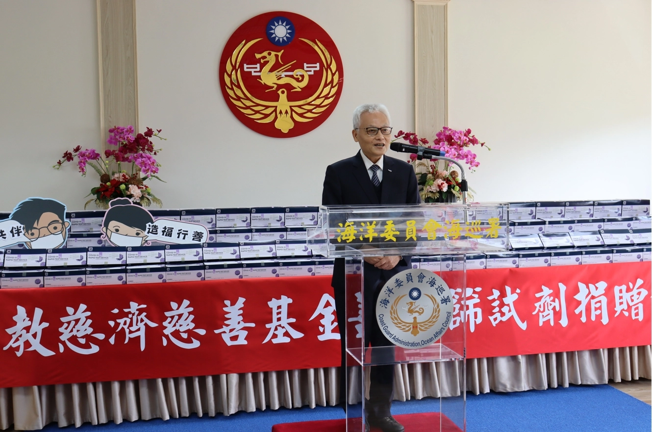 張宗義副執行長強調，防疫不能鬆懈，慈濟時時關注疫情走向，評估防疫物資的需求，提供相關單位部門最適切的協助。