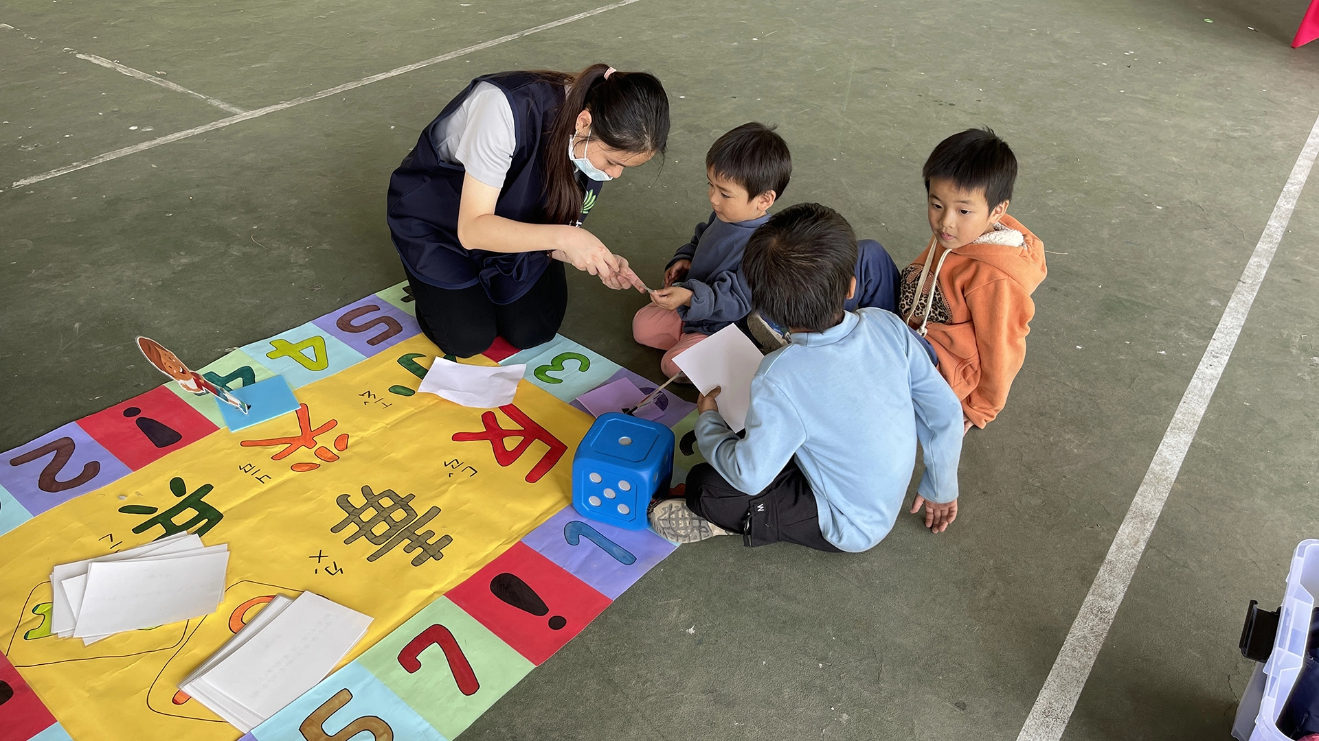 無毒有我於國福社區進行親子反毒教育活動