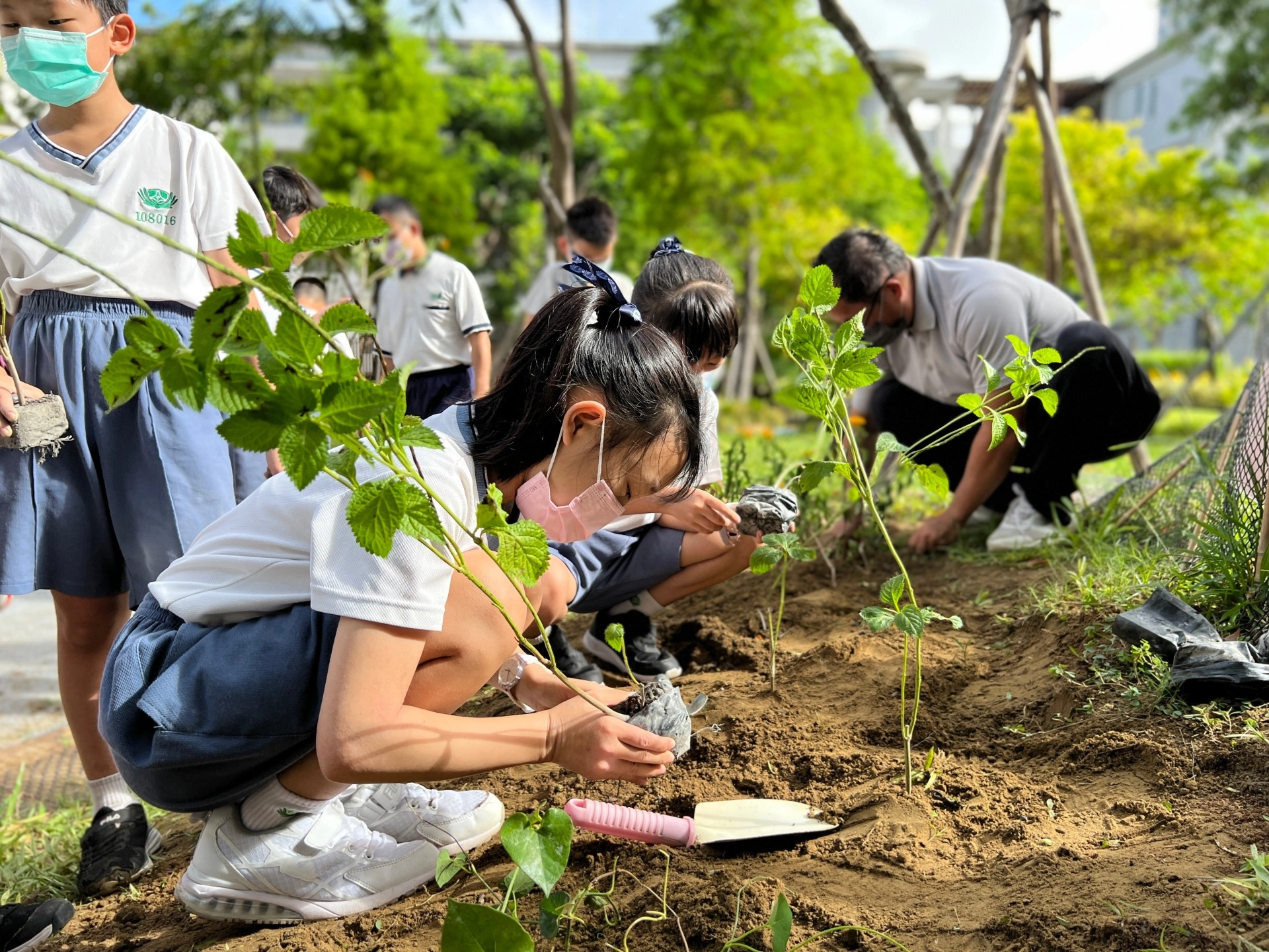 孩子為「生物多樣性」種下希望