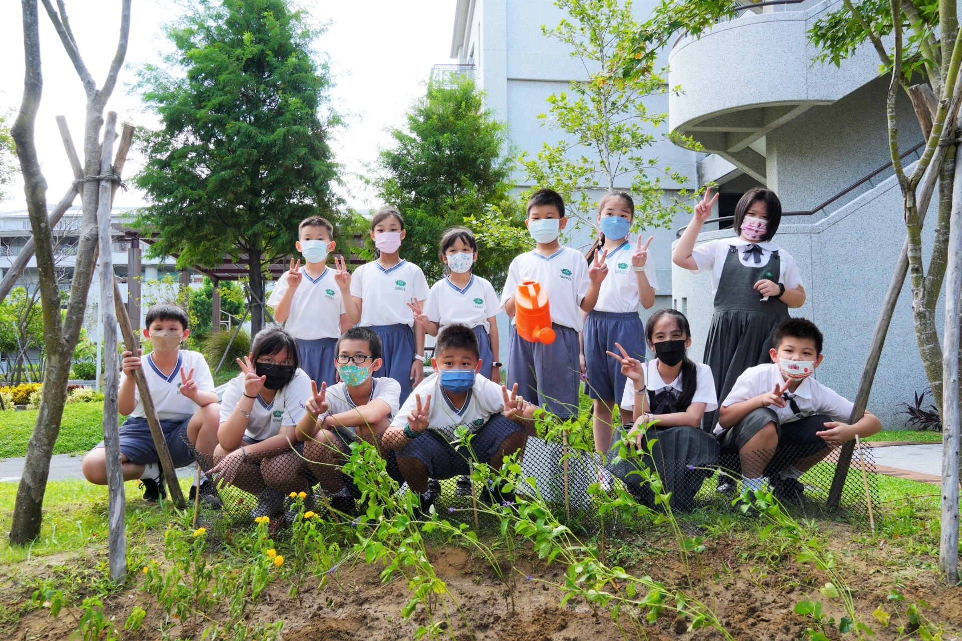 生物多樣性就像一個複雜且平衡的系統，大家一起為「生物多樣性」種下希望。